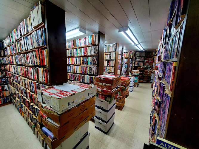 Ctr Books storefront