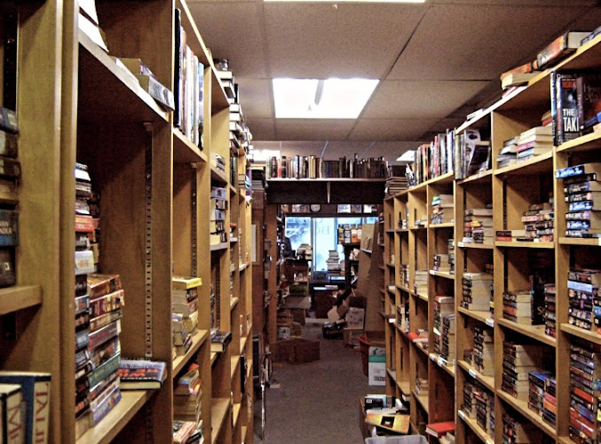 Echo Books storefront