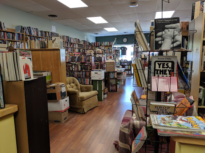 Globosapiens Used Bookstore storefront