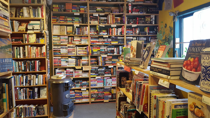Kingfisher Quality Used Books bookstore
