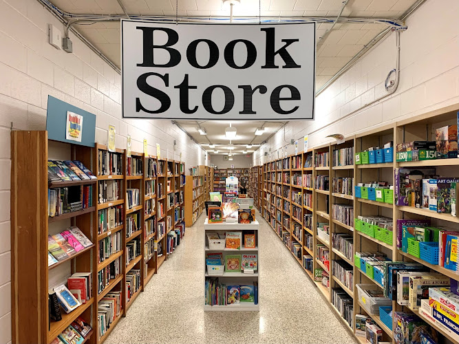 N2N Books bookstore