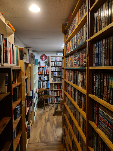 Nuggets Used Books bookstore