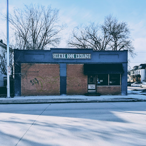 Selkirk Book Exchange storefront