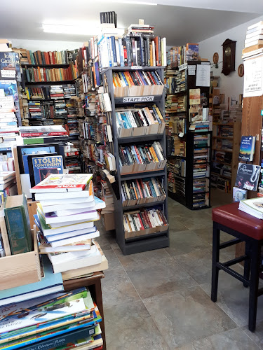 TORN PAGES bookstore
