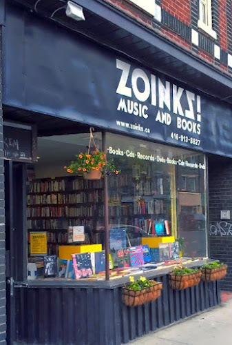 Zoinks Music and Books storefront